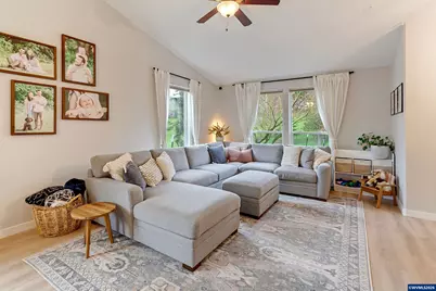 1722 Elk River St NW, Salem, OR 97304 - Photo 5