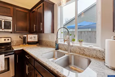 1722 Elk River St NW, Salem, OR 97304 - Photo 15