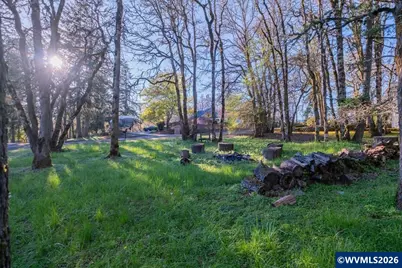 Next To 725 Shannon Dr NW, Albany, OR 97321 - Photo 11
