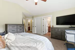 2726 Nina Pl, Hubbard, OR 97032 - Photo 13