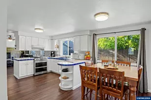 513 E Hollister St, Stayton, OR 97383 - Photo 13