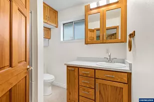 940 Oak Terrace St, Sweet Home, OR 97386 - Photo 15