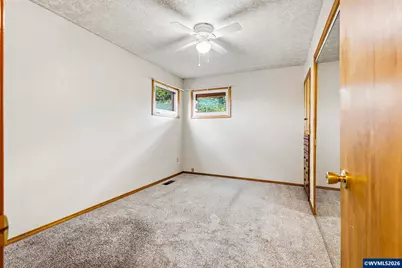 940 Oak Terrace St, Sweet Home, OR 97386 - Photo 17