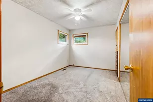 940 Oak Terrace St, Sweet Home, OR 97386 - Photo 17