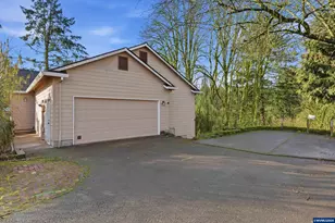 112 Mellinger Pl, Dayton, OR 97114 - Photo 1