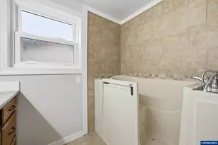 4986 Chan St S, Salem, OR 97306 - Photo 15