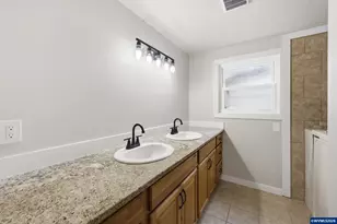 4986 Chan St S, Salem, OR 97306 - Photo 13