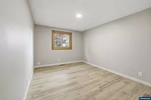 4986 Chan St S, Salem, OR 97306 - Photo 11