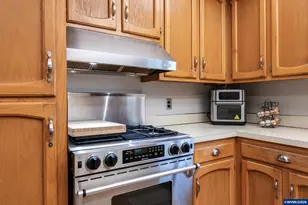 4215 Independence Hwy, Independence, OR 97351 - Photo 21