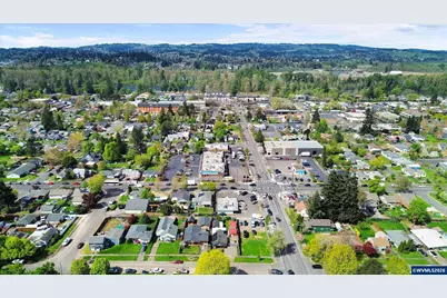 2385 5th St NE, Salem, OR 97301 - Photo 33