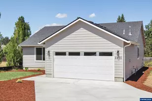 4400 Knotty Pne Ct, Sweet Home, OR 97386 - Photo 3