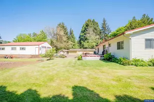 178 Washburn St, Brownsville, OR 97327 - Photo 31