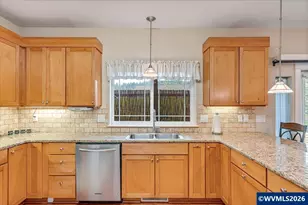 1304 Frontier St, Silverton, OR 97381 - Photo 11
