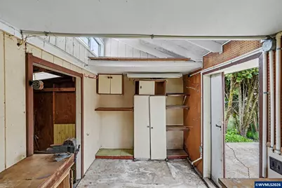 856 Royalty Dr NE, Salem, OR 97301 - Photo 41