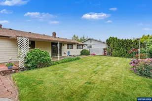 856 Royalty Dr NE, Salem, OR 97301 - Photo 35