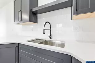 300 &amp 302 Seven Oaks Ln, Lebanon, OR 97355 - Photo 33