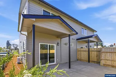 300 &amp; 302 Seven Oaks Ln, Lebanon, OR 97355 - Photo 19