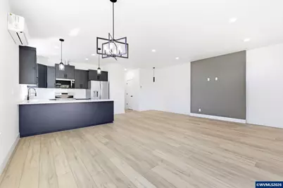 300 &amp; 302 Seven Oaks Ln, Lebanon, OR 97355 - Photo 11