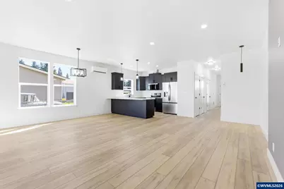 300 &amp; 302 Seven Oaks Ln, Lebanon, OR 97355 - Photo 9