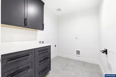 300 &amp; 302 Seven Oaks Ln, Lebanon, OR 97355 - Photo 15