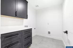 300 &amp 302 Seven Oaks Ln, Lebanon, OR 97355 - Photo 15