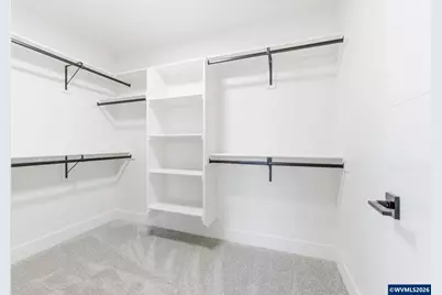 300 &amp; 302 Seven Oaks Ln, Lebanon, OR 97355 - Photo 13