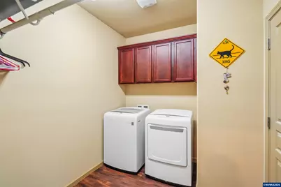 2412 NW White Oak Av, Albany, OR 97321 - Photo 25