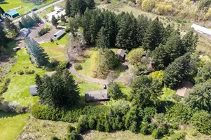 18591 Alsea Hwy, Alsea, OR 97324 - Photo 29