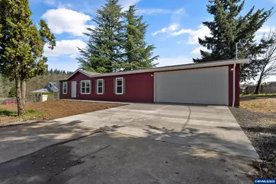 365 Mountain View Rd, Sweet Home, OR 97386 - Photo 1