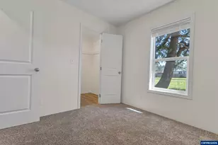 365 Mountain View Rd, Sweet Home, OR 97386 - Photo 29