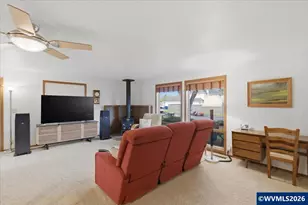 4576 Goldenrod Ave NE, Salem, OR 97305 - Photo 7