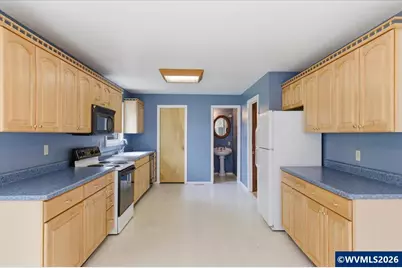 913 1st Av E, Albany, OR 97321 - Photo 15
