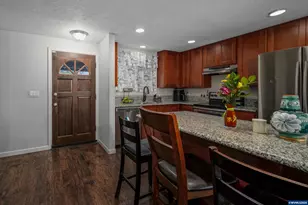2247 Greentree Dr NE, Salem, OR 97305 - Photo 5