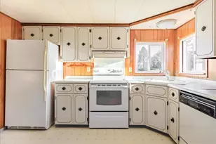 2163 47th Ct NE, Salem, OR 97305 - Photo 11