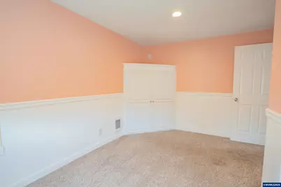 355 Central Av, Lebanon, OR 97355 - Photo 21