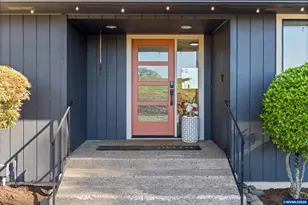 3700 Eagle Crest Rd NW, Salem, OR 97304 - Photo 5