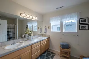 2835 Fillmore Ave NW, Salem, OR 97304 - Photo 45