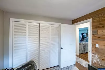 634 NW E Thornton Lake Dr, Albany, OR 97321 - Photo 37