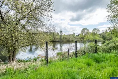 634 NW E Thornton Lake Dr, Albany, OR 97321 - Photo 41