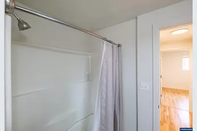 634 NW E Thornton Lake Dr, Albany, OR 97321 - Photo 15