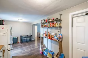 634 NW East Thornton Lake Dr, Albany, OR 97321 - Photo 31