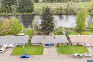 634 NW East Thornton Lake Dr, Albany, OR 97321 - Photo 3