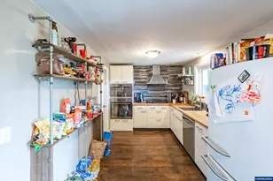 634 NW East Thornton Lake Dr, Albany, OR 97321 - Photo 27