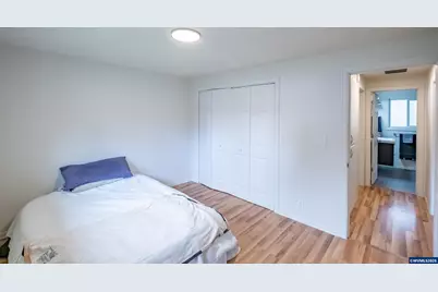 634 NW E Thornton Lake Dr, Albany, OR 97321 - Photo 17