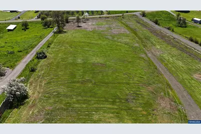 857 Meadows Ln SE, Jefferson, OR 97352 - Photo 3