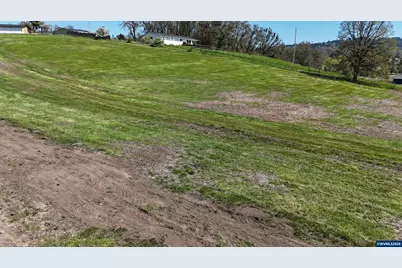 857 Meadows Ln SE, Jefferson, OR 97352 - Photo 11