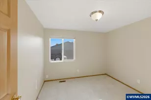 3221 NE Siuslaw Ave, Albany, OR 97321 - Photo 25