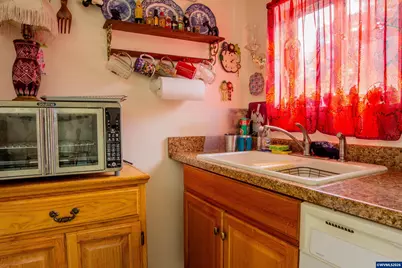 1530 Tamarack #17 St, Sweet Home, OR 97386 - Photo 11