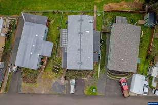 1530 Tamarack St, Sweet Home, OR 97386 - Photo 35