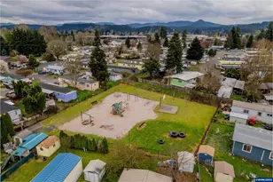 1530 Tamarack St, Sweet Home, OR 97386 - Photo 37